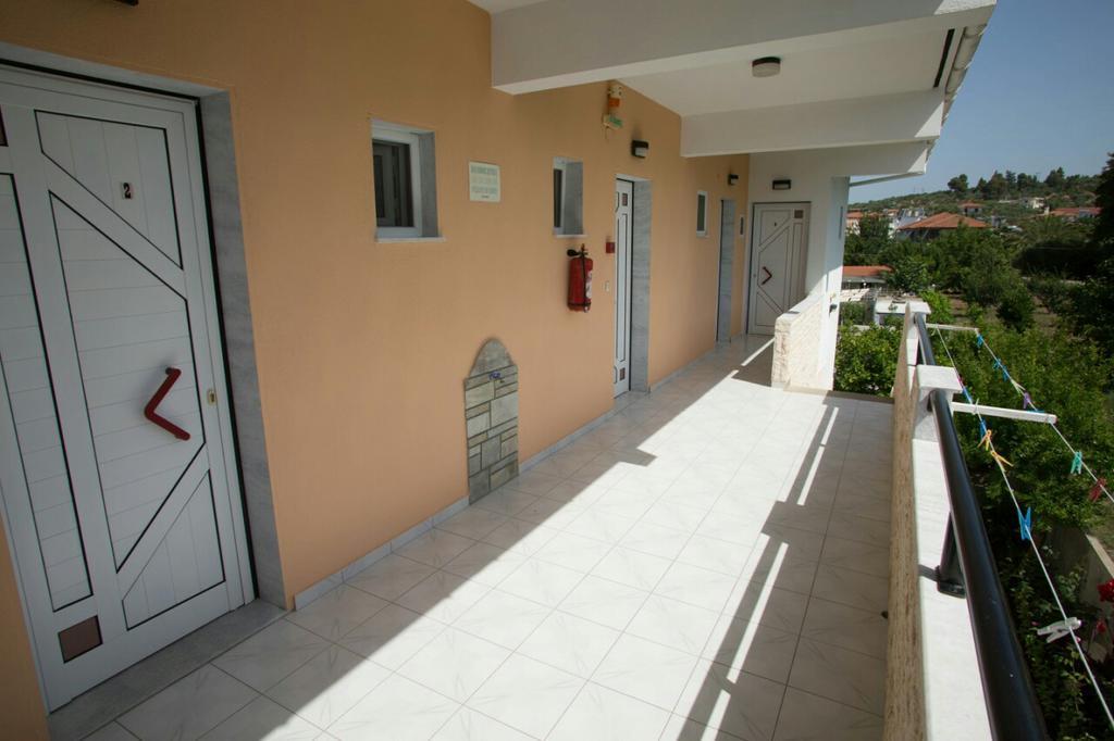 Gramatiki House Lägenhet Neos Marmaras Exteriör bild